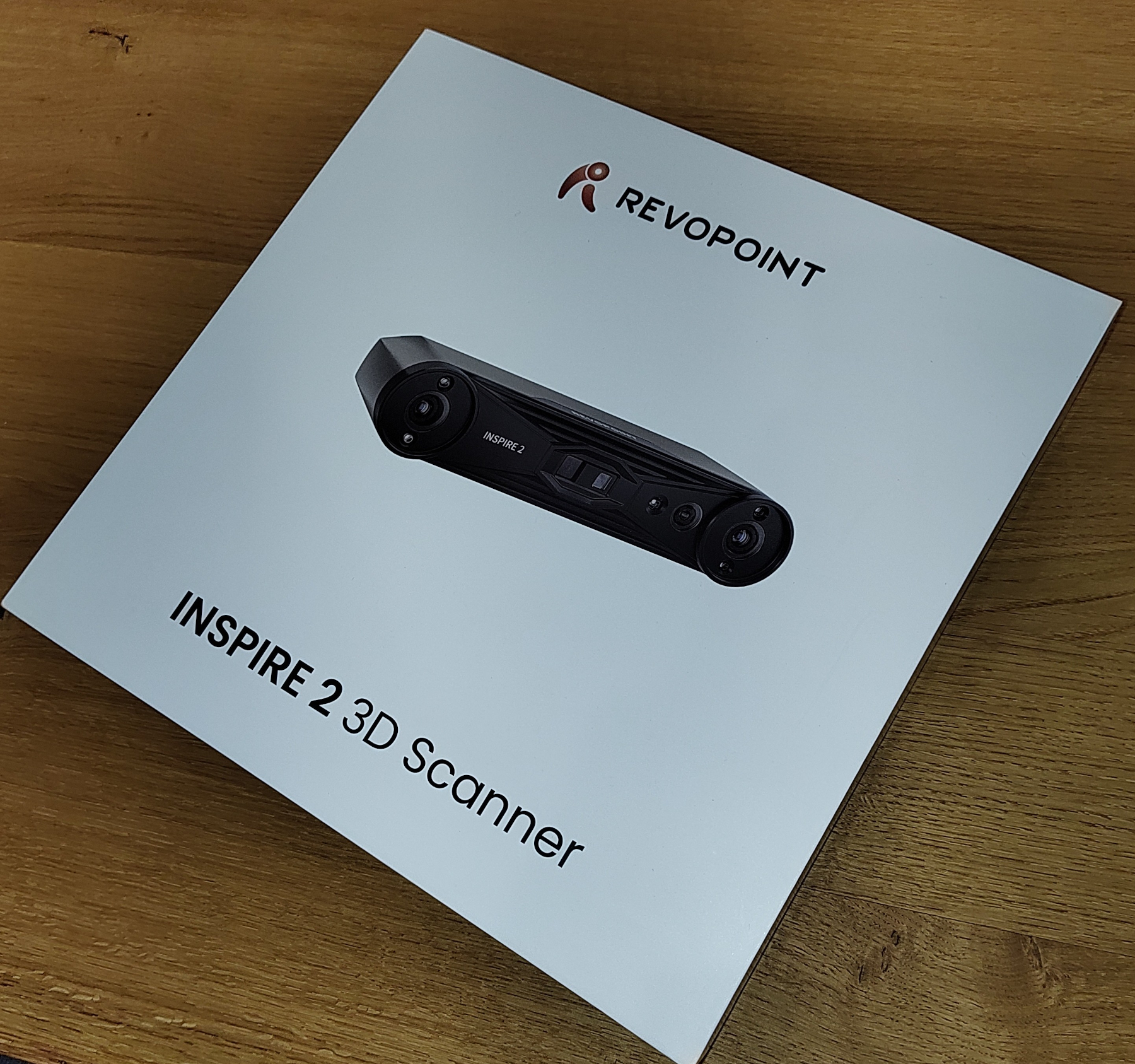 Karton vom 3D-Scanner Revopoint Inspire 2